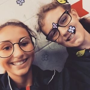 Meet your Posher, Alexis